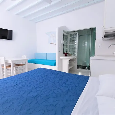 Melesio Apartment *